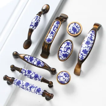 Сине-белые фарфоровые/антикварные латунные ручки, модная креативная керамическая мебельная ручка, бронзовый выдвижной ящик для шкафа